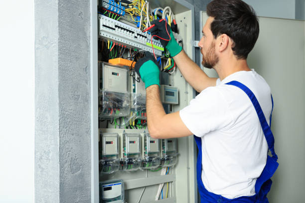 Best Electrical Contractors for Businesses  in Oviedo, FL