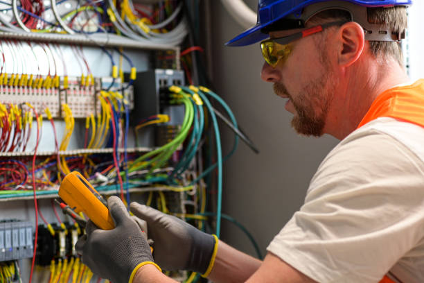 Best Local Electrician Companies  in Oviedo, FL